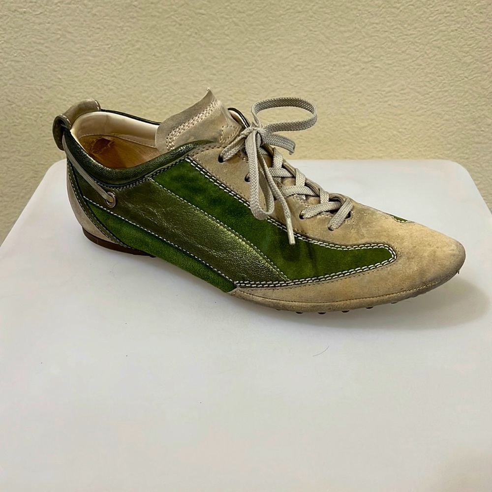 TOD’S sneakers 👟
